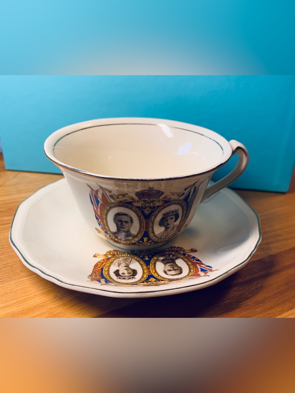 Antique Royal 1939 cup & saucer Canadian Visit
